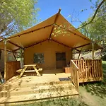 אתר קמפינג Du Moulin De Thoard