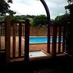 אתר קמפינג Du Moulin De Thoard